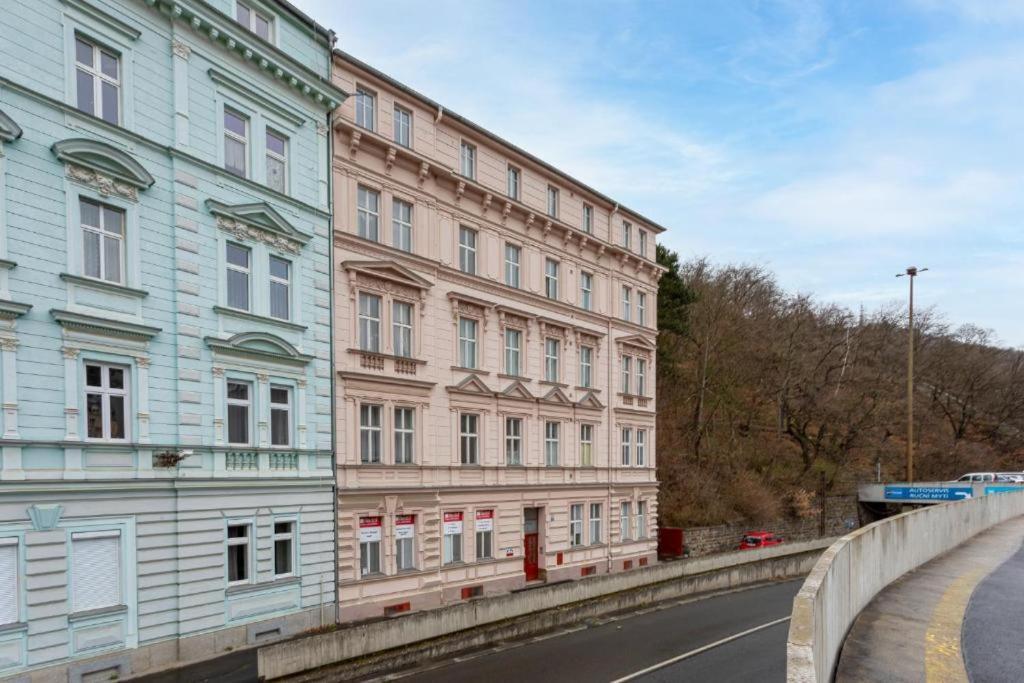 Promenade View Apartment Karlovy Vary Exterior photo